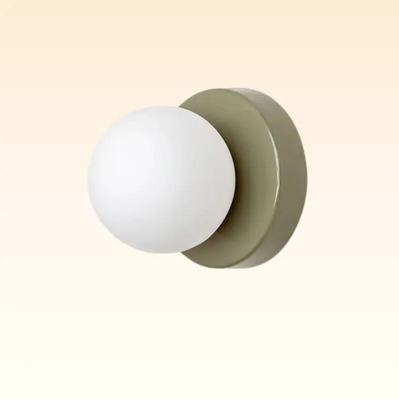 Arandela de Parede com Globo de Vidro para Quarto - Image 8