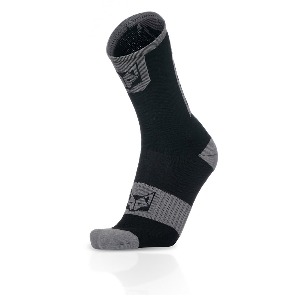 OTSOSPORT Meias Cycling High Cut – Preto / Cinza